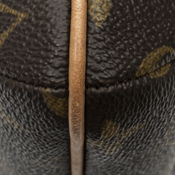 Louis Vuitton Musette Tango - Picture 7 of 10